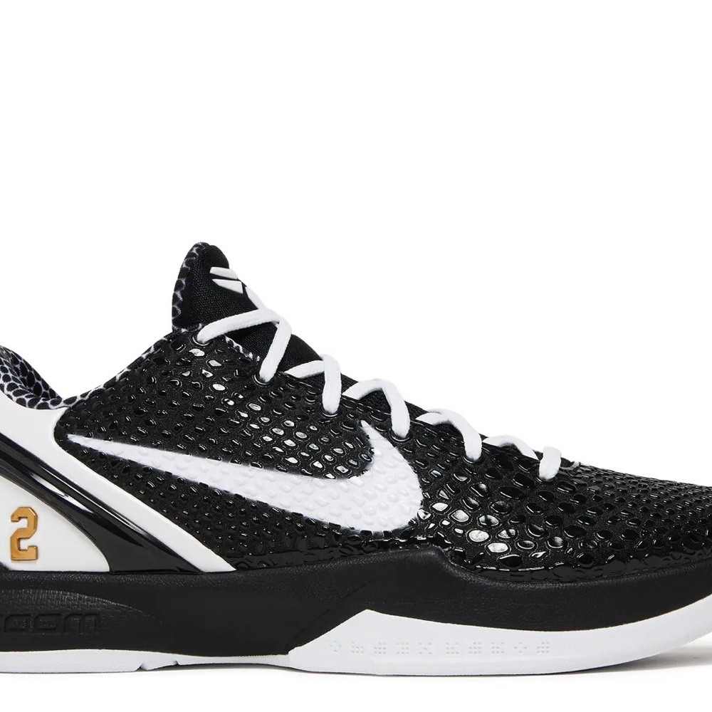 ZOOM KOBE 6 PROTRO 'MAMBACITA SWEET SIXTEEN'
Black

Size: US 4.5 M